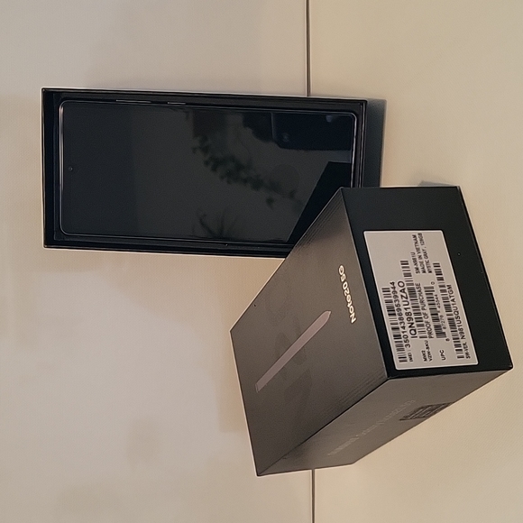 Samsung Galaxy Note20 56 Verizon Smartphone - Picture 2 of 7